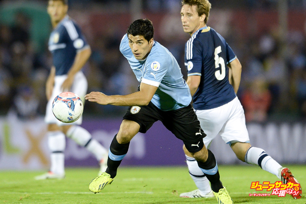 Uruguay v Argentina - FIFA World Cup 2014 Qualifiers