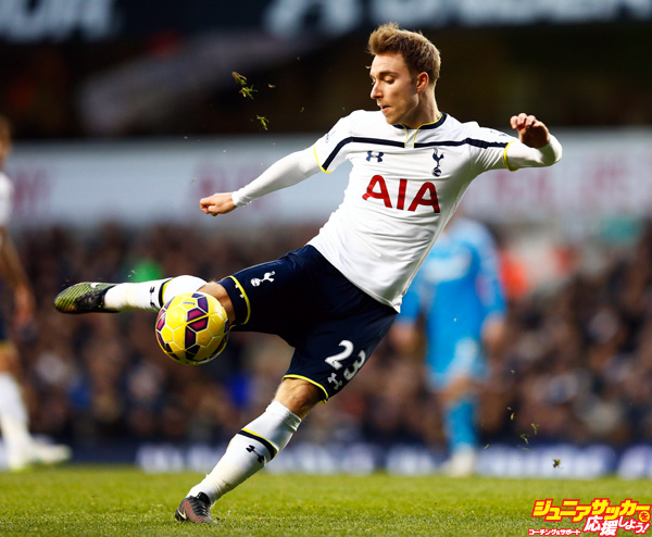 LONDON, ENGLAND - JANUARY 17: Christian Eriksen of Tottenham Hotspur shoots at goal during the Barclays Premier League match between Tottenham Hotspur and Sunderland at White Hart Lane on January 17, 2015 in London, England.  (Photo by Julian Finney/Getty Images)