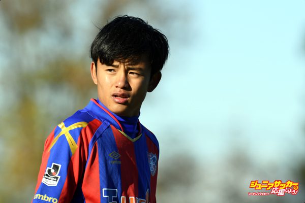 KODAIRA, JAPAN - DECEMBER 11:  (EDITORIAL USE ONLY) Takefusa Kubo of FC Tokyo U-18 looks on during the Prince Takamado Trophy U-18 Premier League East match between FC Tokyo U-18 and Aomori Yamada at FC Tokyo Kodaira Ground on December 11, 2016 in Kodaira, Tokyo, Japan.  (Photo by Etsuo Hara/Getty Images)