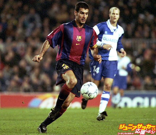 20 Dec 2000: Josep Guardiola of Barcelona in action during the Primera Liga match between Barcelona and Alaves played at the Nou Camp in Barcelona. Mandatory Credit: Allsport UK/ALLSPORT