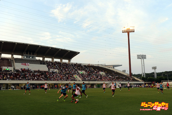 Arsenal FC Training Session in Japan